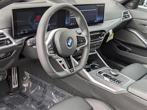 2025 BMW 330 i