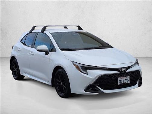 Ice 2025 Toyota Corolla Hatchback SE