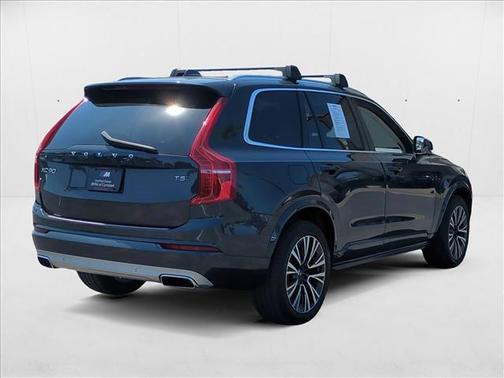 2021 Volvo XC90 T5 Momentum 7 Passenger