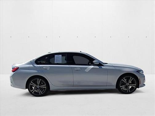 2023 BMW 330 i