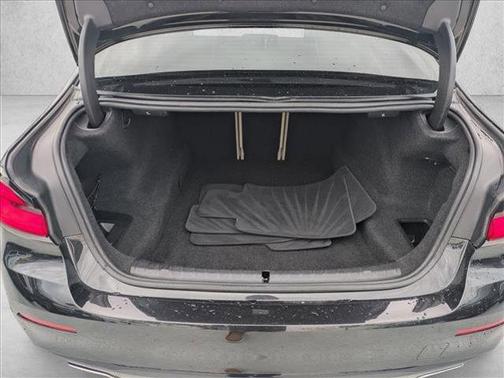 2023 BMW 530 i xDrive