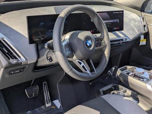 2026 BMW iX xDrive60