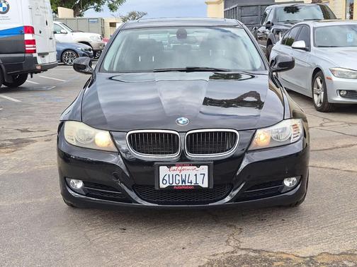 Black Sapphire Metallic 2011 BMW 328 i