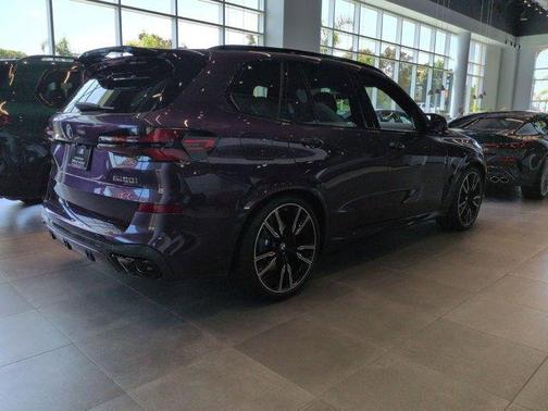 Daytona Violet 2026 BMW X5 M60i