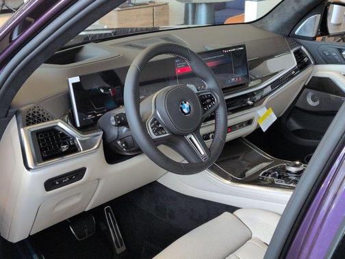 Daytona Violet 2026 BMW X5 M60i