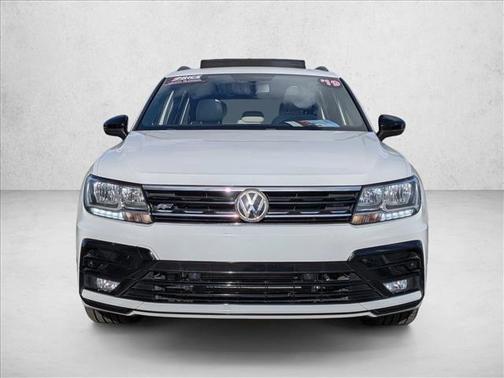 2019 Volkswagen Tiguan 2.0T SEL R-Line Black