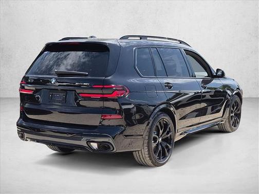 Black Sapphire Metallic 2027 BMW X7 xDrive40i