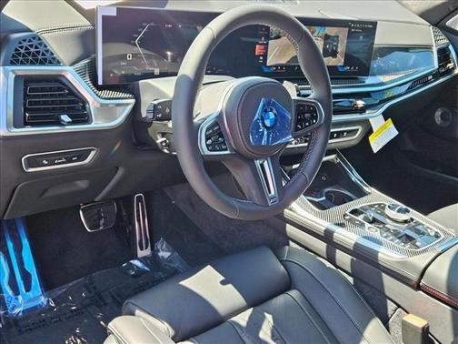 2026 BMW X7 M60i