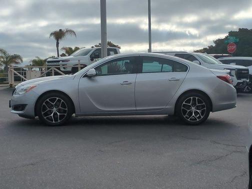2017 Buick Regal Turbo Sport Touring