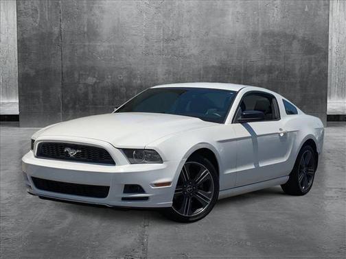 2013 Ford Mustang V6