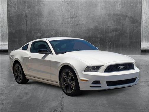 2013 Ford Mustang V6