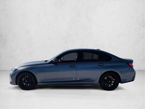 2023 BMW 330e 330e