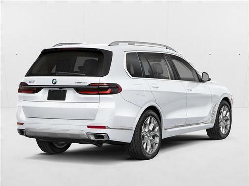 Alpine White 2026 BMW X7 xDrive40i