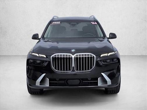 Black Sapphire Metallic 2024 BMW X7 xDrive40i