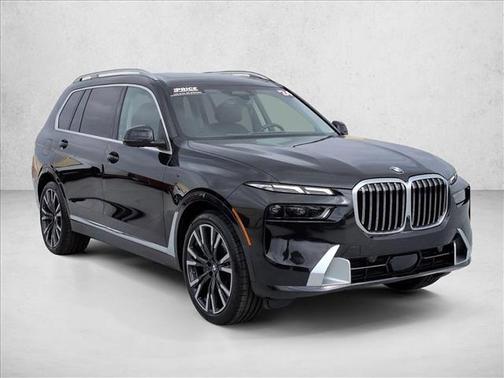 Black Sapphire Metallic 2024 BMW X7 xDrive40i
