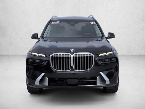 Black Sapphire Metallic 2024 BMW X7 xDrive40i