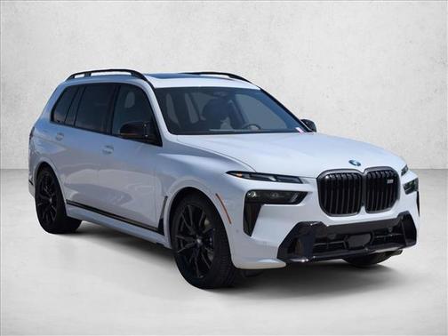 2026 BMW X7 M60i