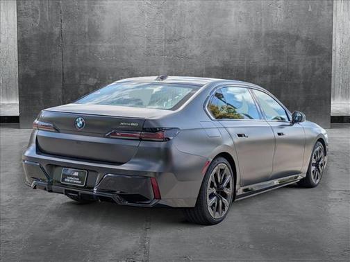 2025 BMW i7 xDrive60