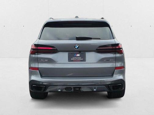 Gray Metallic 2026 BMW X5 xDrive40i
