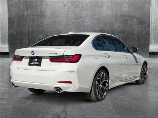 2025 BMW 330 i