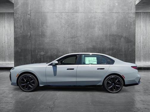 2025 BMW 760 760i xDrive