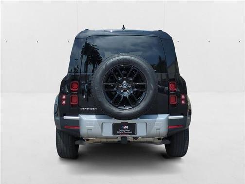 2024 Land Rover Defender P300