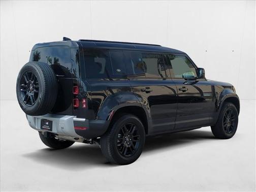 2024 Land Rover Defender P300
