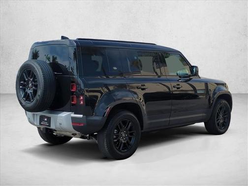 2024 Land Rover Defender P300