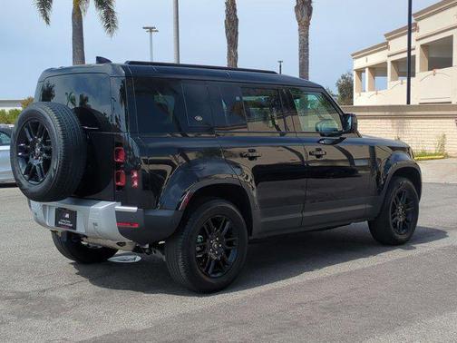 2024 Land Rover Defender P300