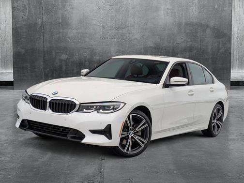 2022 BMW 330 i