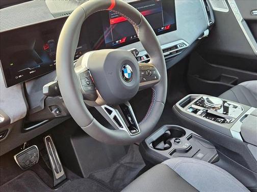2026 BMW iX M70