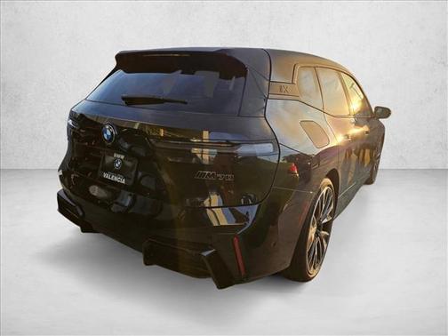 2026 BMW iX M70