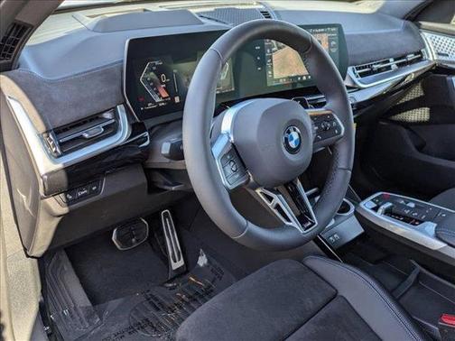 2025 BMW X2 xDrive28i