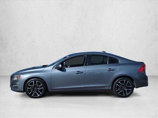 2017 Volvo S60 T5 Dynamic