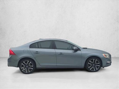 2017 Volvo S60 T5 Dynamic