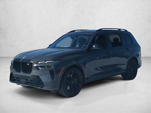 2023 BMW X7 M60i
