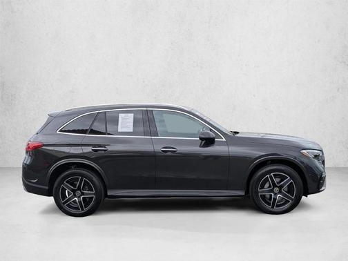 Graphite Gray Metallic 2026 Mercedes-Benz GLC 350e Base 4MATIC