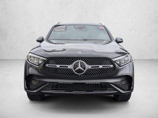 Graphite Gray Metallic 2026 Mercedes-Benz GLC 350e Base 4MATIC