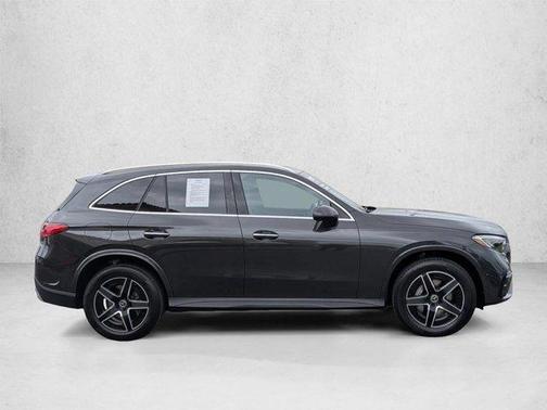 Graphite Gray Metallic 2026 Mercedes-Benz GLC 350e Base 4MATIC