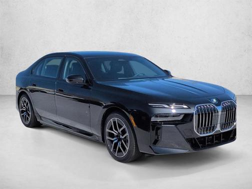 Black Sapphire Metallic 2026 BMW i7 XDrive60