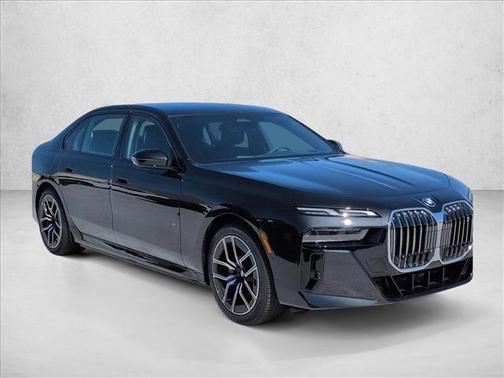 Black Sapphire Metallic 2026 BMW i7 XDrive60