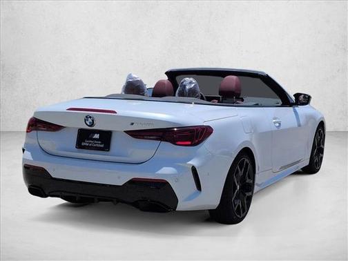 Mineral White Metallic 2027 BMW M440 i