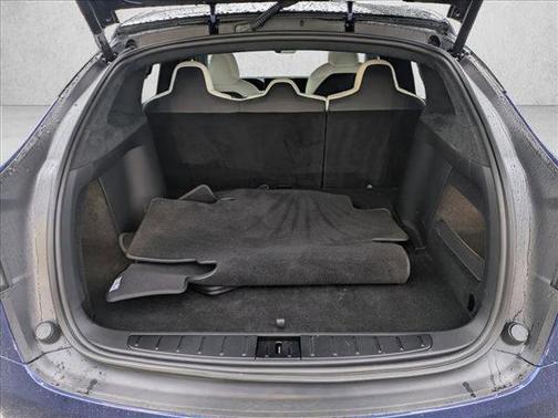 2022 Tesla Model X Base