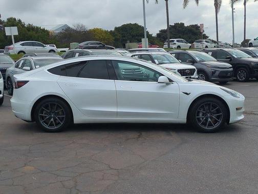 2020 Tesla Model 3 Standard Range Plus