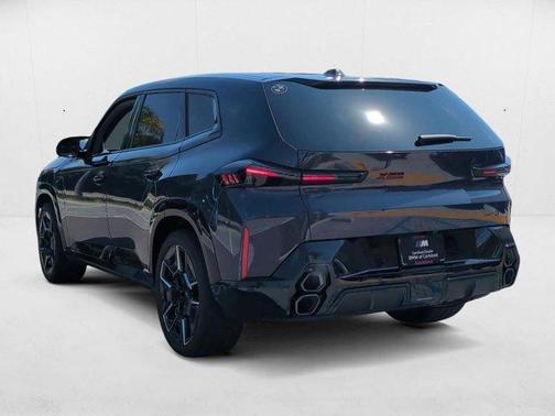Special 2024 BMW XM Label Red