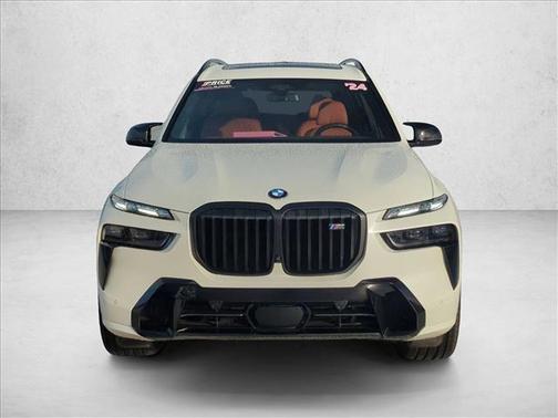 2024 BMW X7 M60i