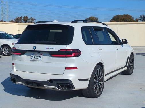 2024 BMW X7 M60i