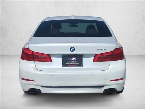 2018 BMW 540 i