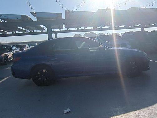 2023 BMW 330e xDrive