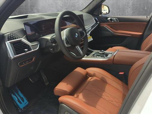 2026 BMW X7 M60i